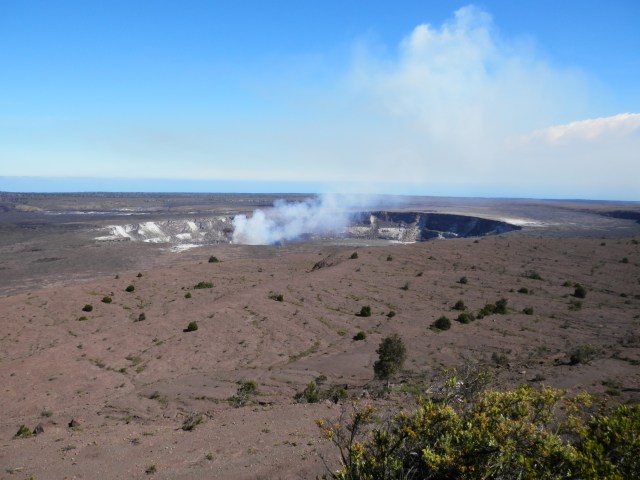 kilauea-crater-hawaii-volcanoes