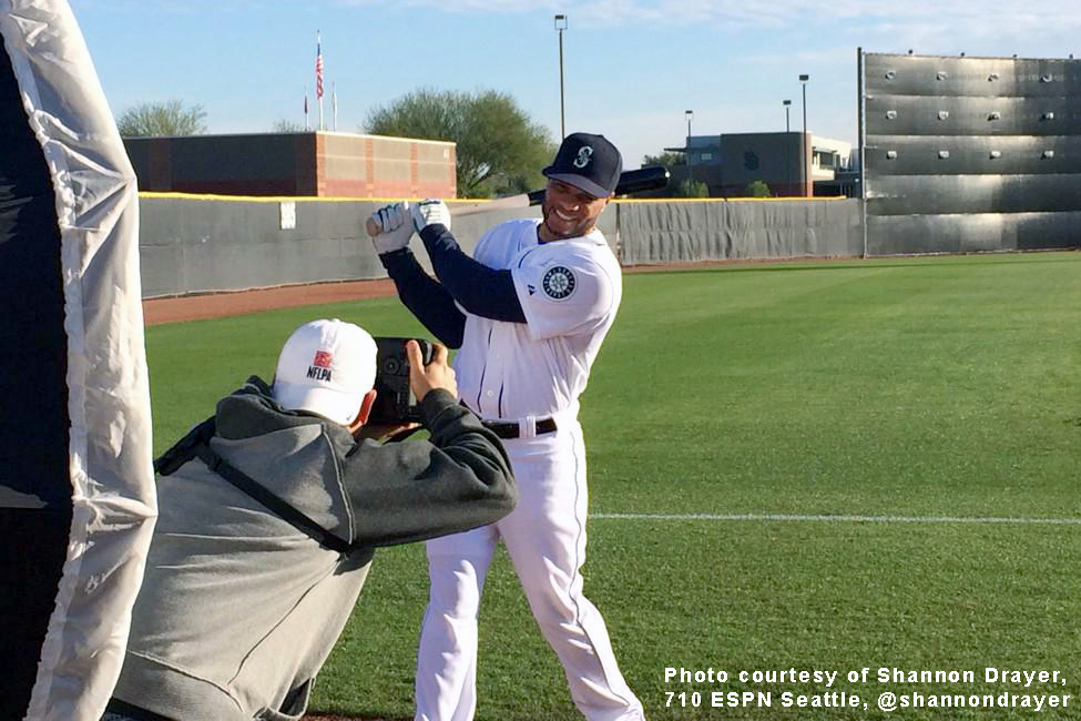 The Seattle Mariners are getting a new uniform look for spring training 