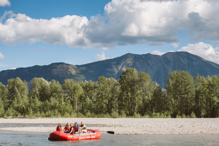 whitewater-rafting-glacier-montana