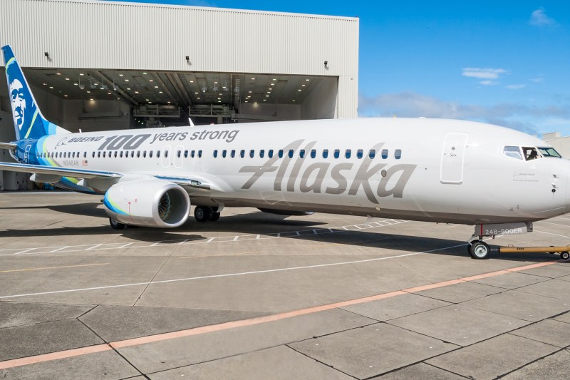 alaska-airlines-boeing-100-livery-at-paint-hangar