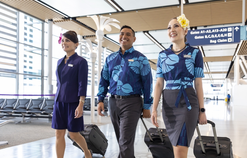 Flight Attendants Walkings Through Mauka Concourse HNL_mid