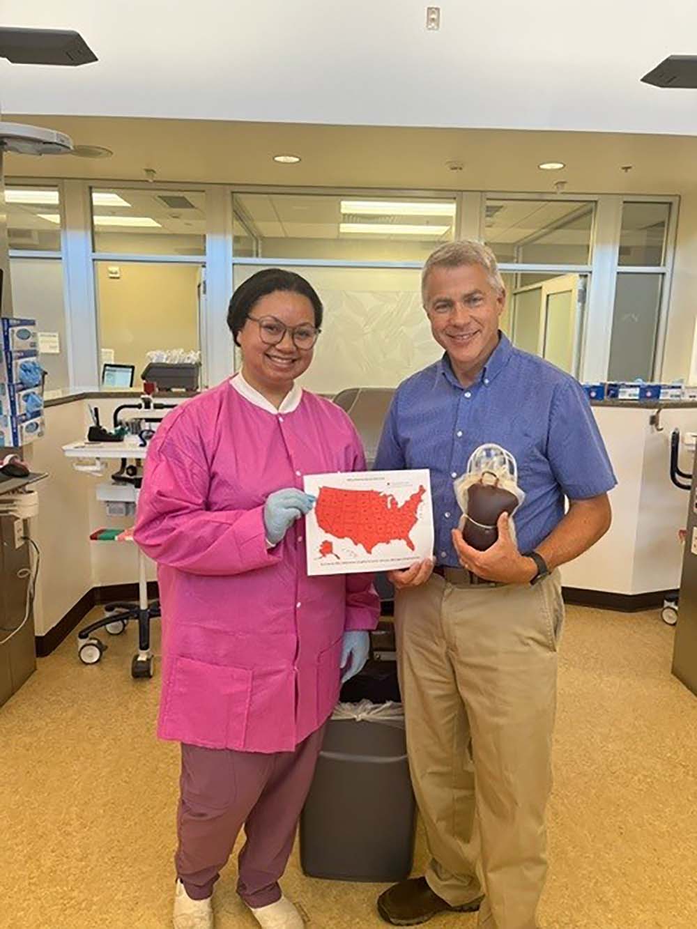 vintonsmith_donating2