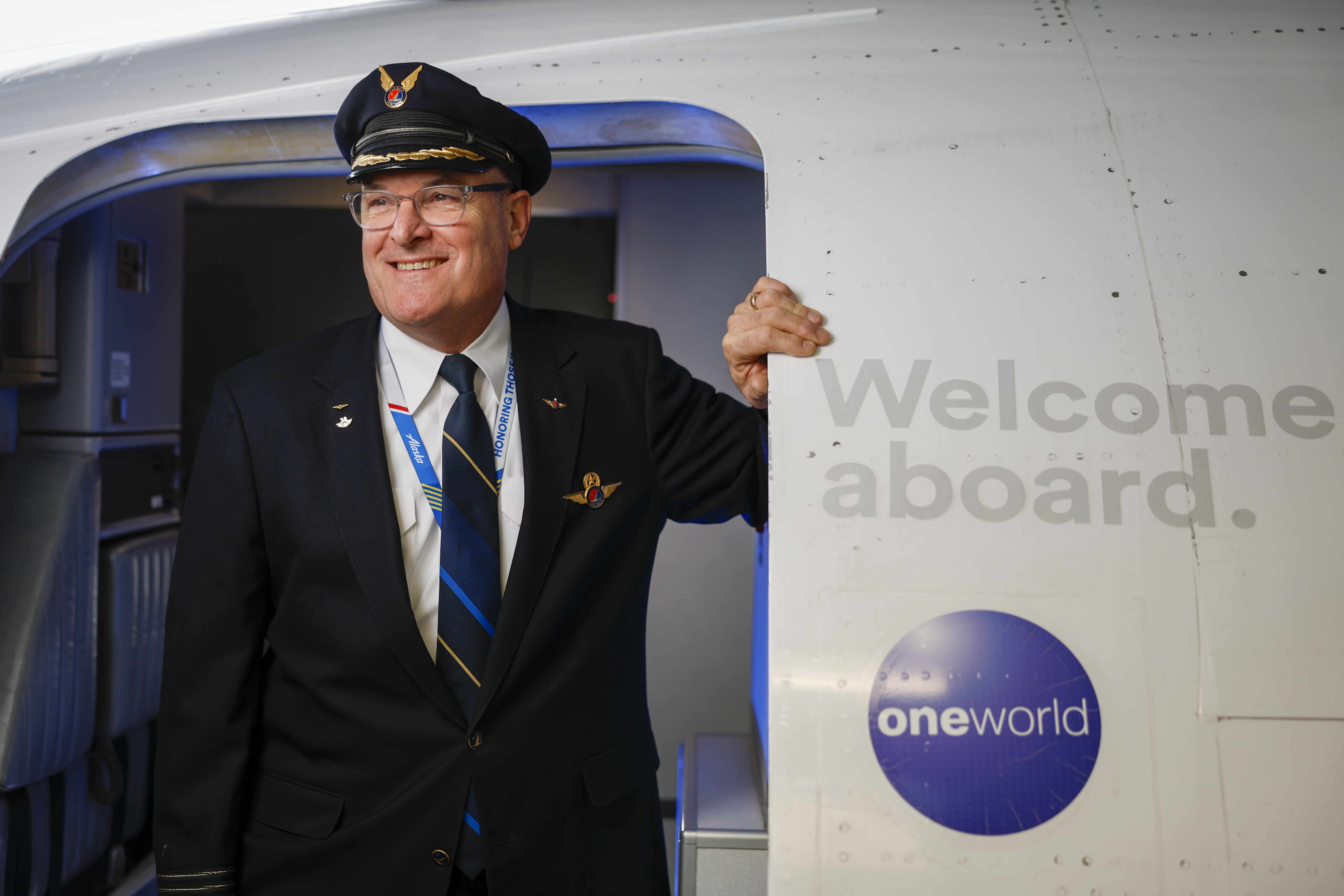 Alaska Airlines 2023 Legend Rich Loudon Mom and son and Plumeria Lounge