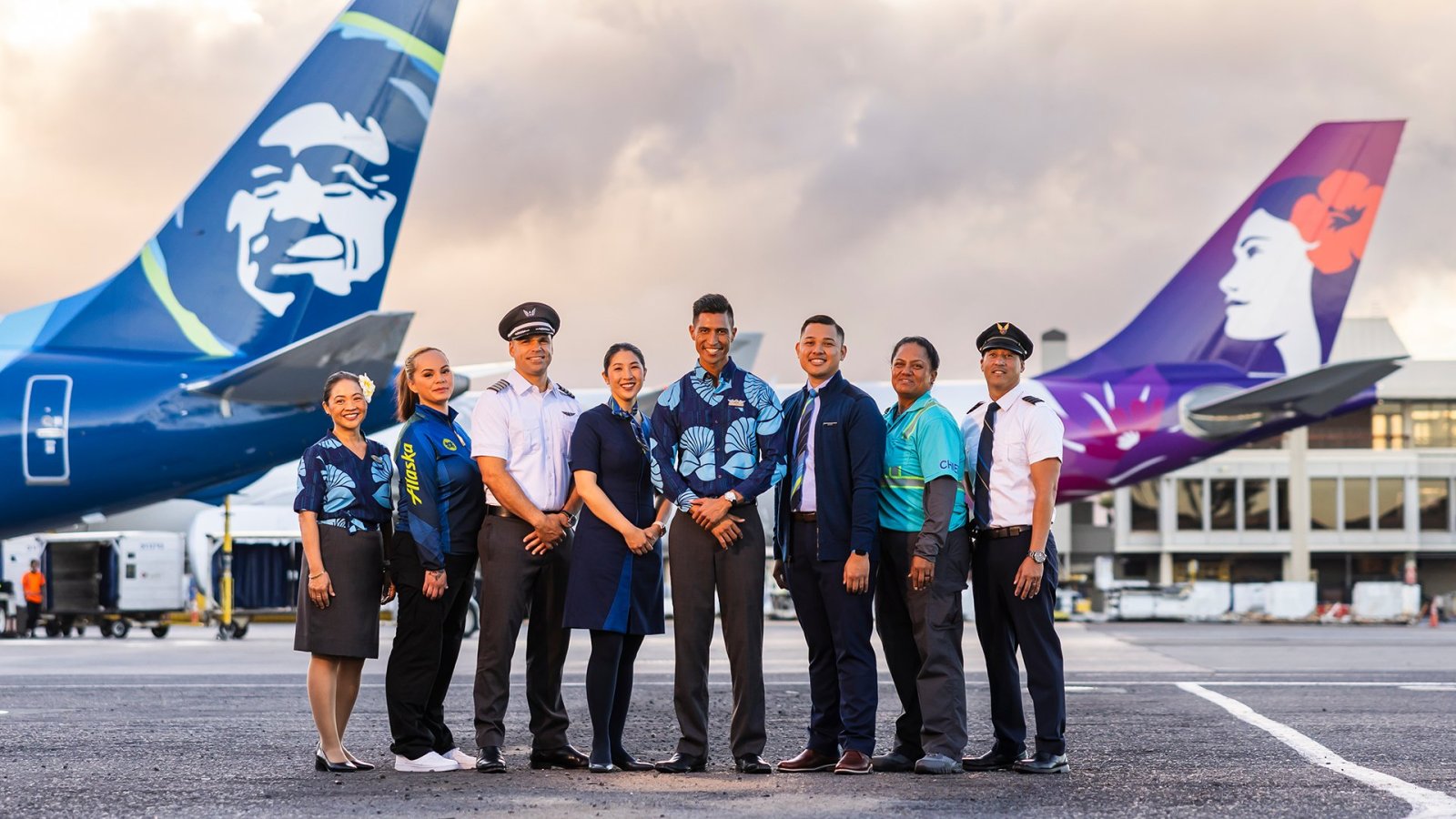 Alaska Airlines completes acquisition of Hawaiian Airlines