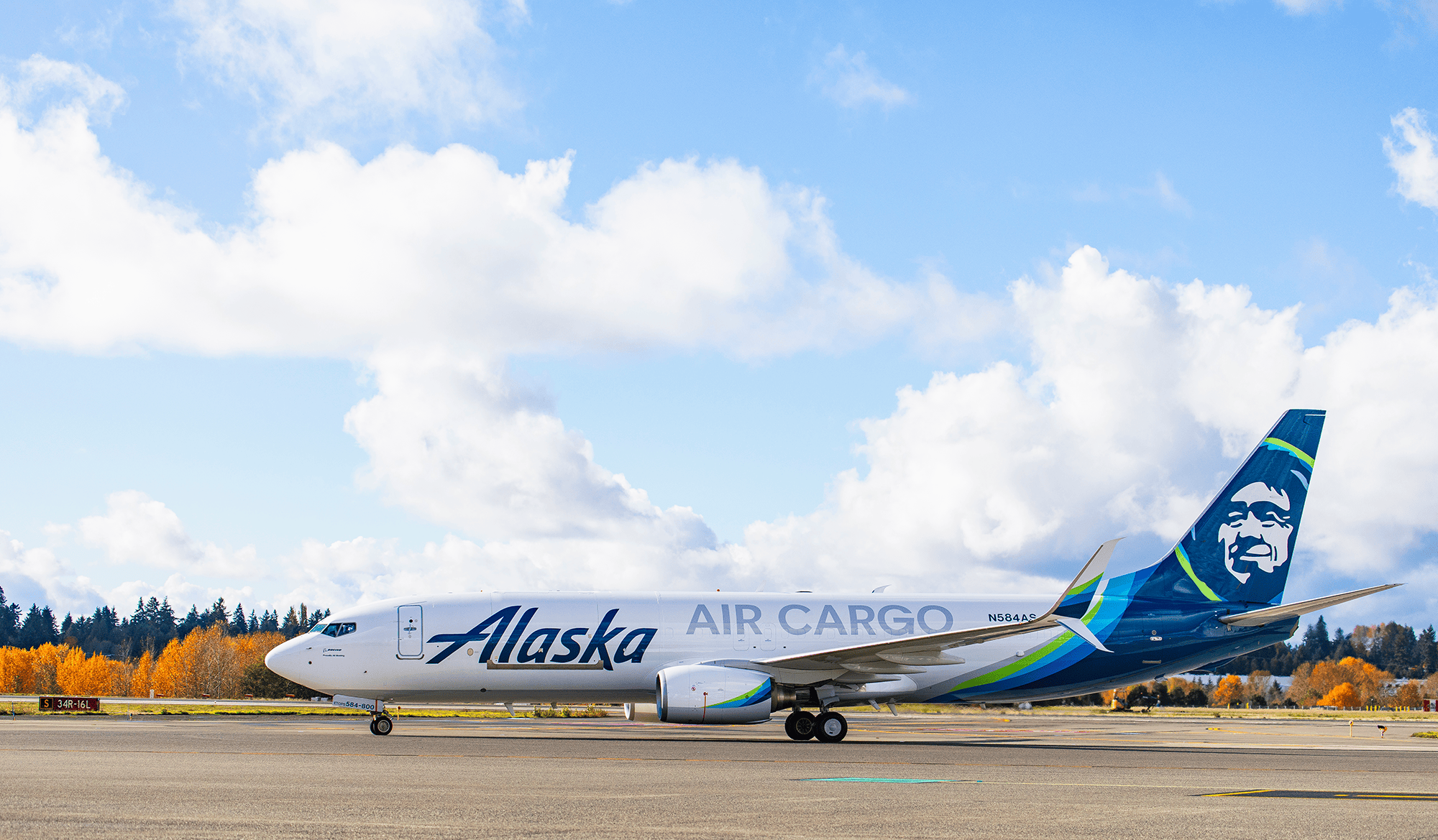 Alaska Airlines expands cargo fleet with four Boeing 737-800 freighters