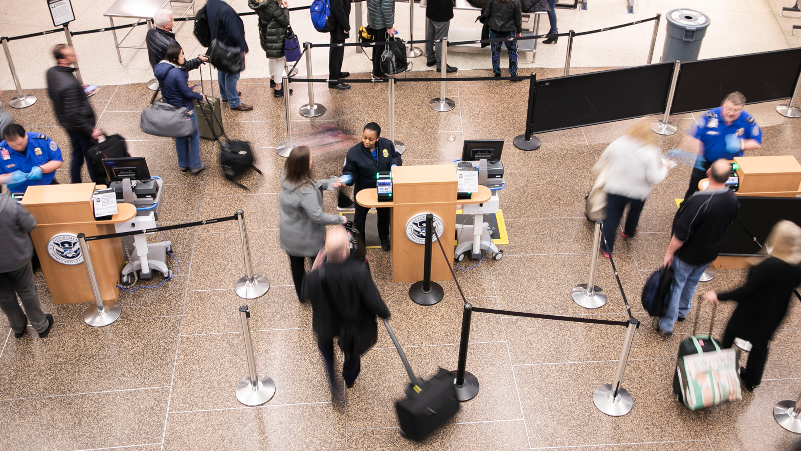 A seamless security solution – coming to an Alaska Airlines hub near you – Alaska Airlines News