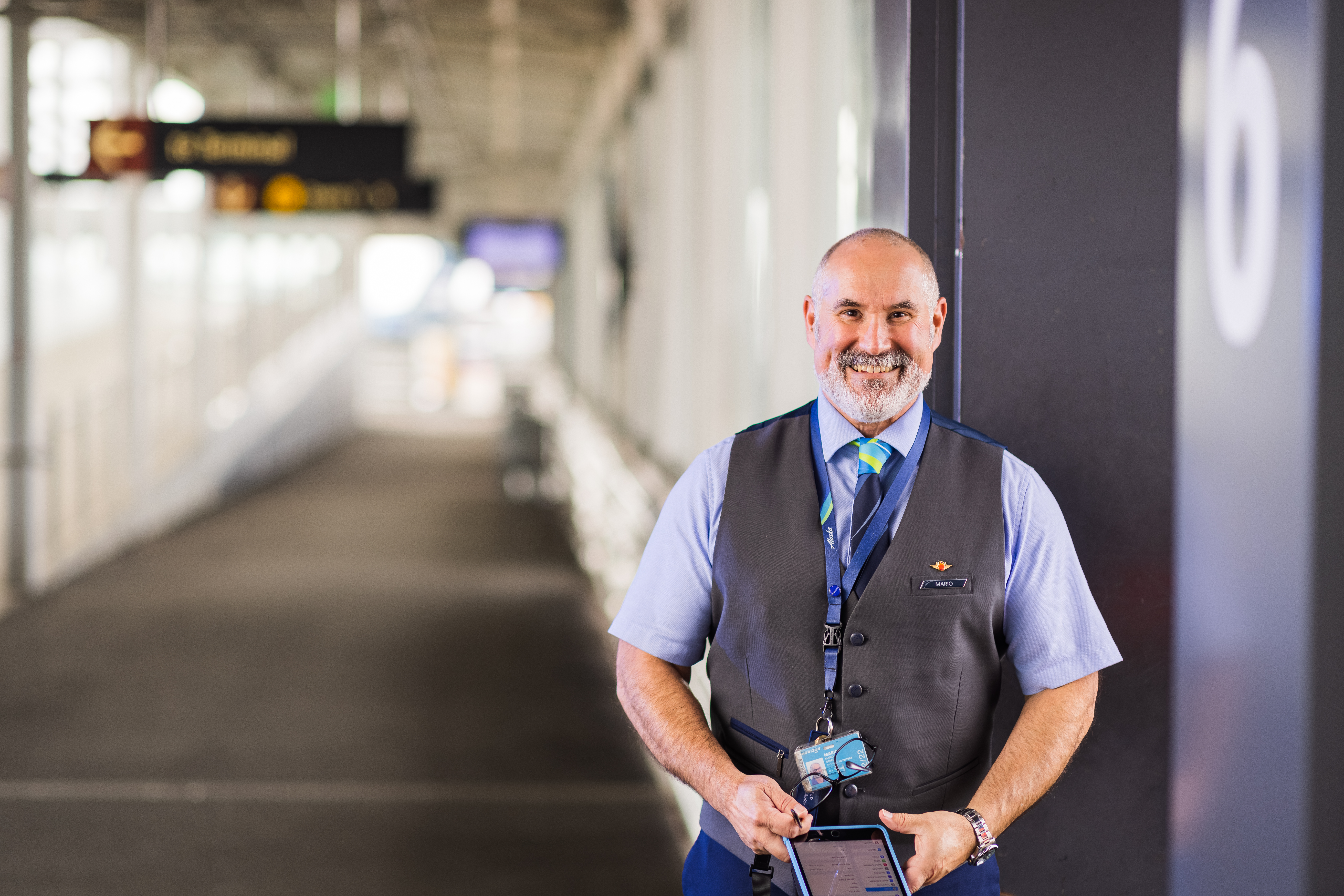 HA Guest Service Agent assisting a customer