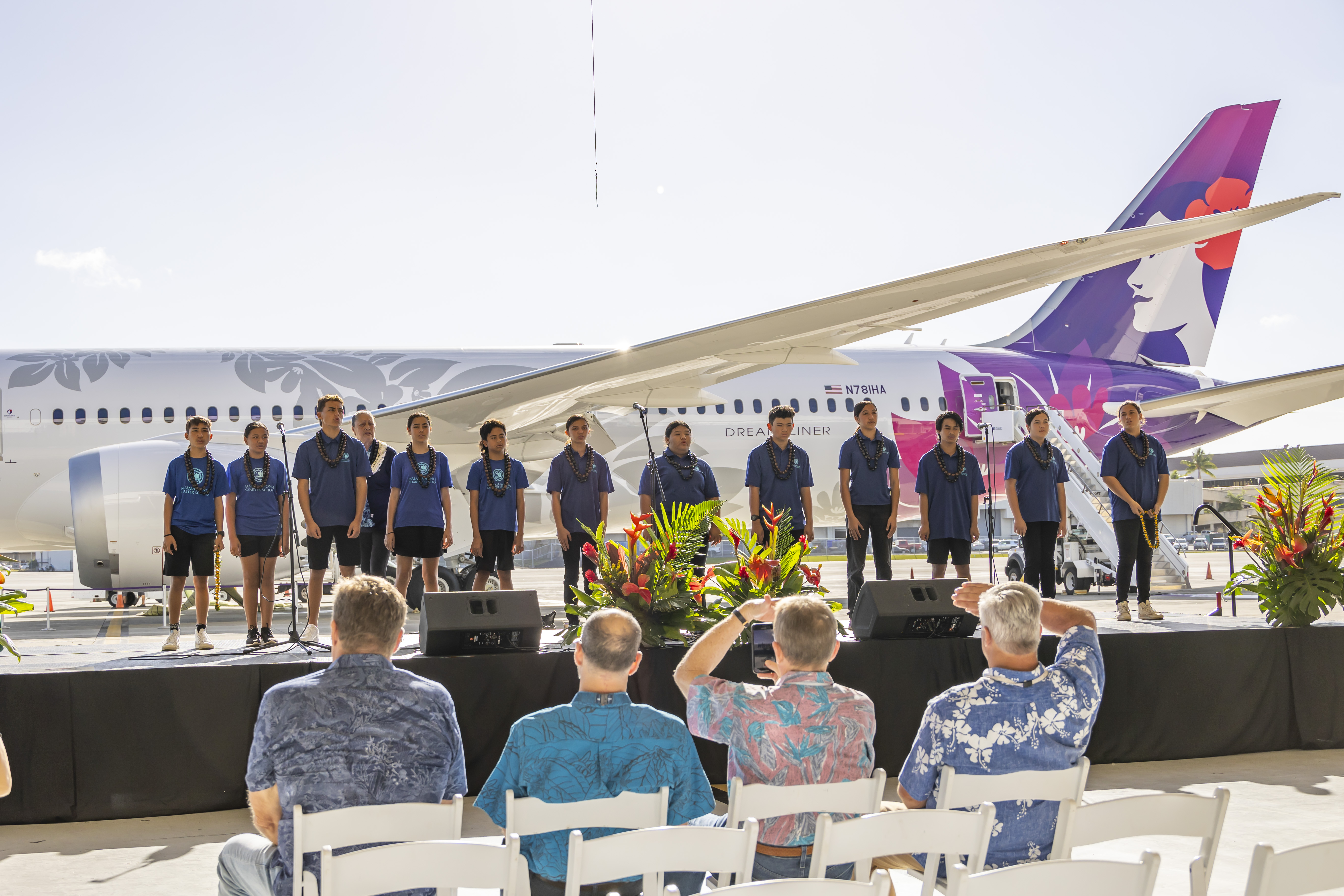 _S0A6219 Mālama Honua Public Chart School ʻoli to open to event