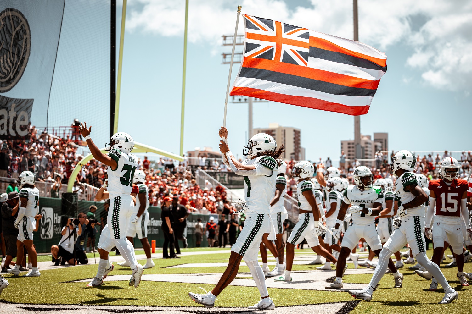 UH v Stanford UH Football Players