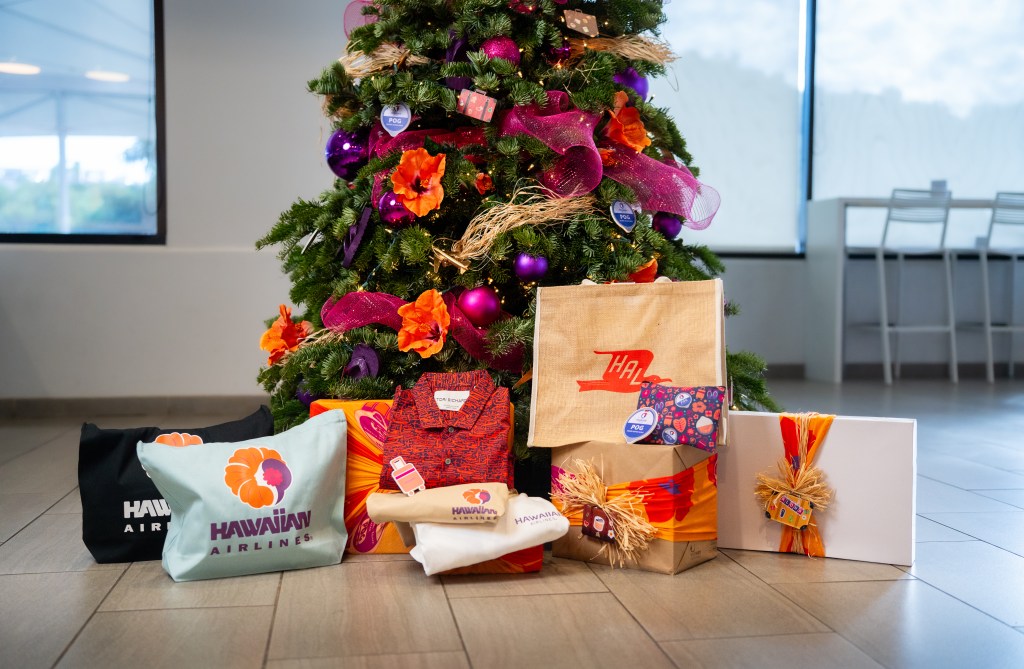 Hawaiian Airlines logo store items