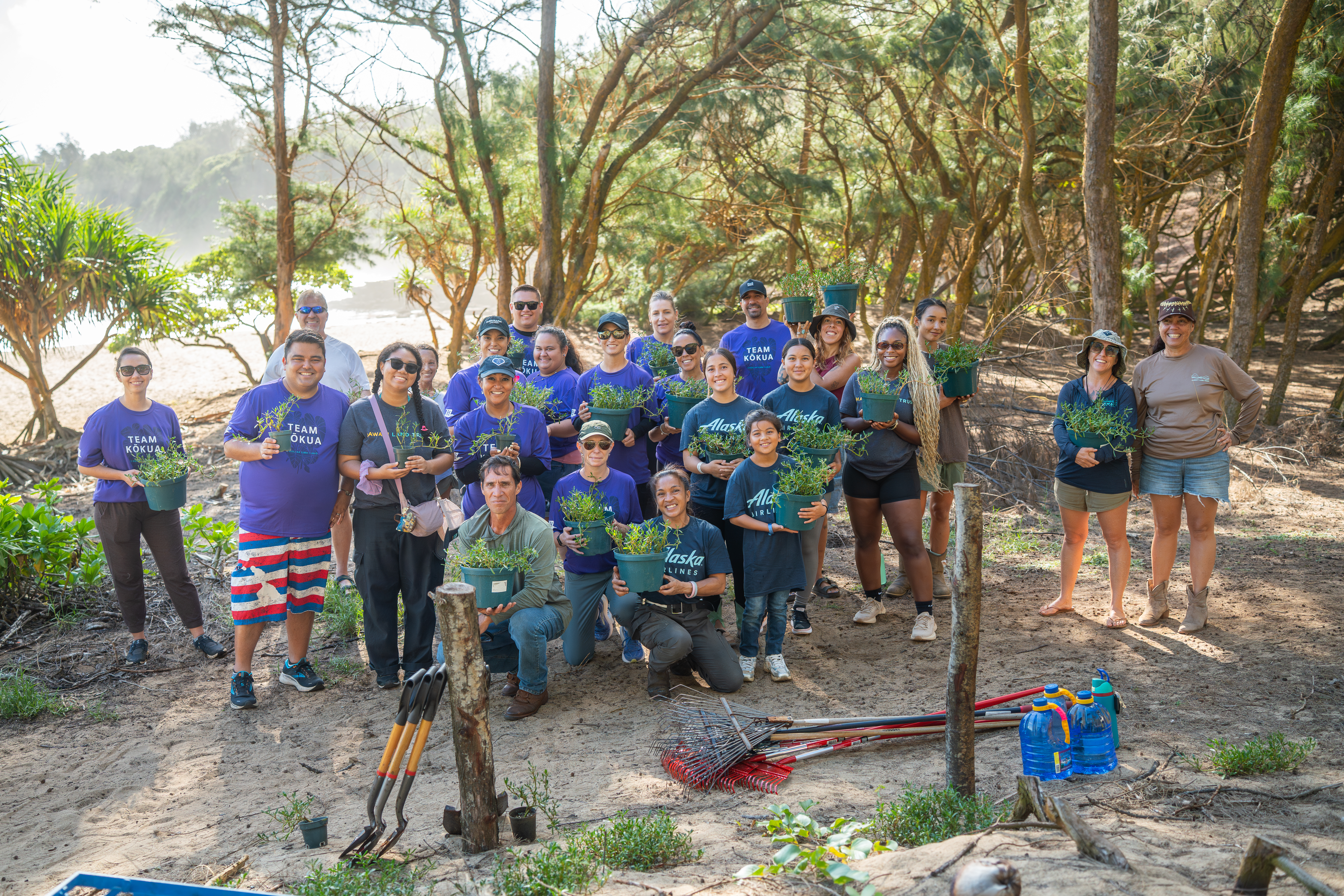 Hawaiian Airlines Team Kōkua