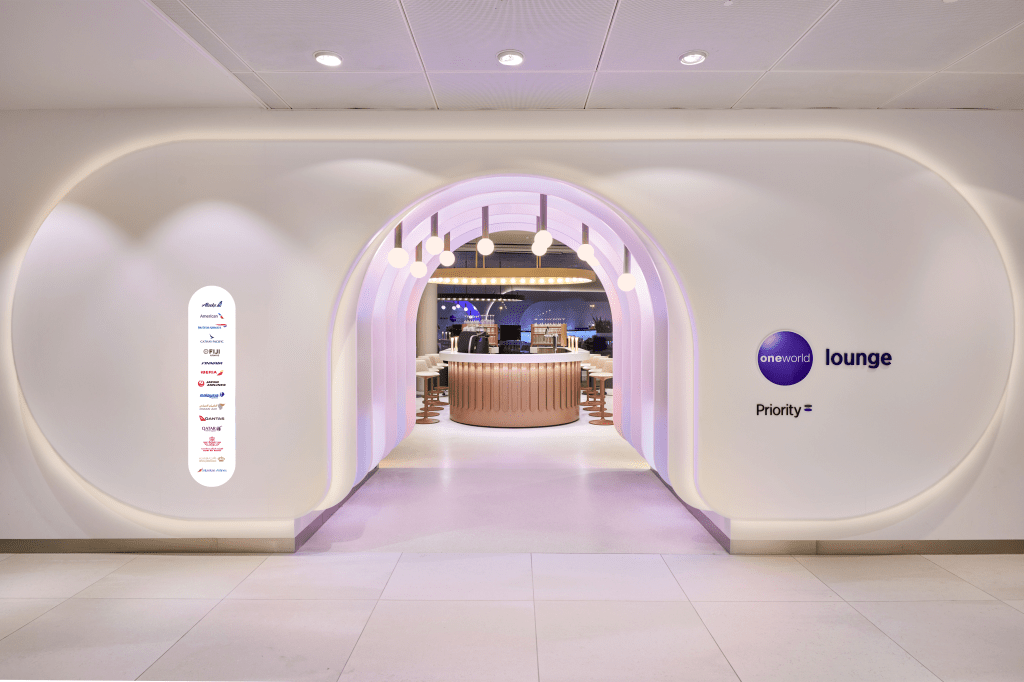 Oneworld lounge