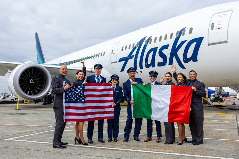 Seattle-Rome inaugural image ribbon cutting