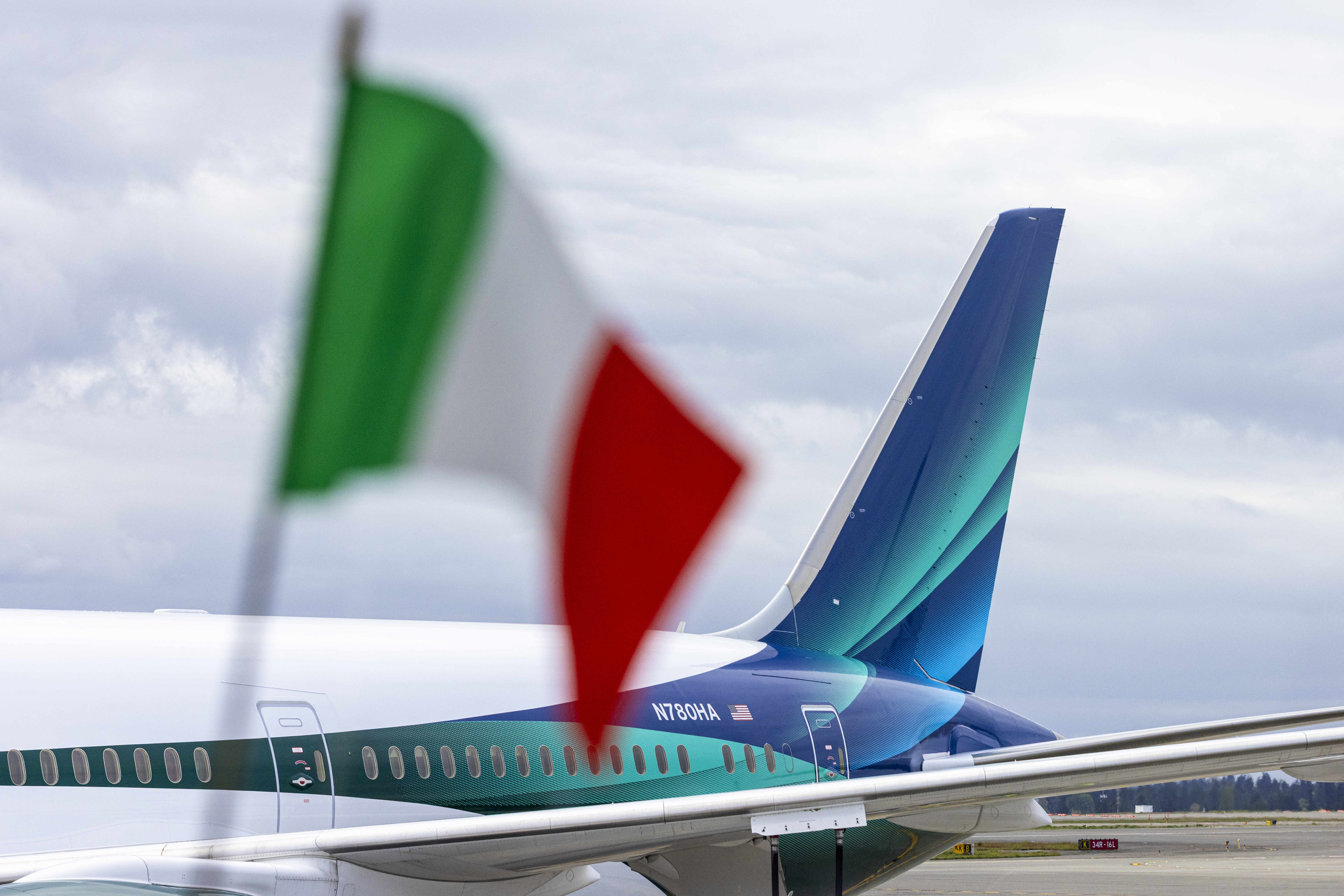 Aircraft tail with italian flag