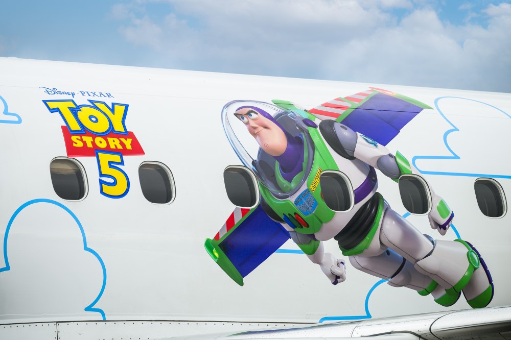 Toy Story 5 fuselage