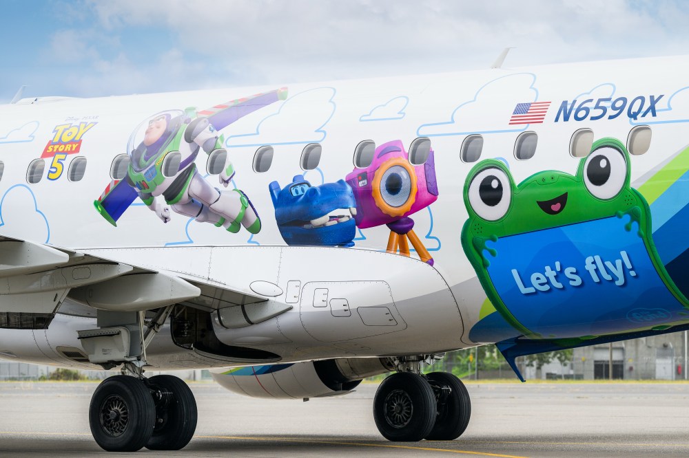 Toy Story 5 fuselage