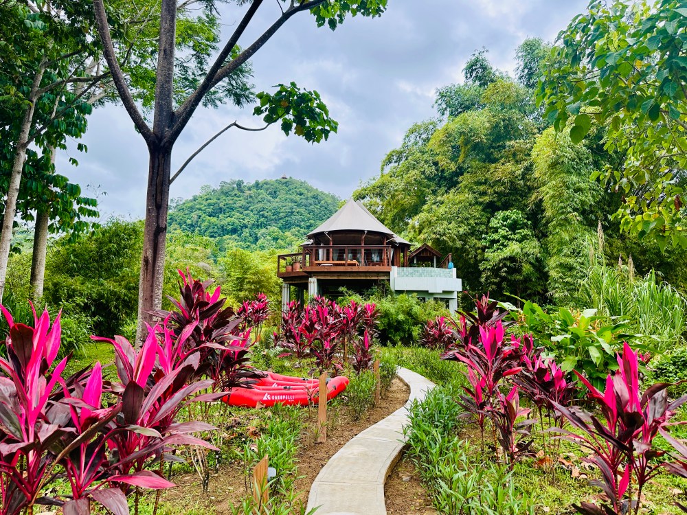 Sleeping Giant Lodge