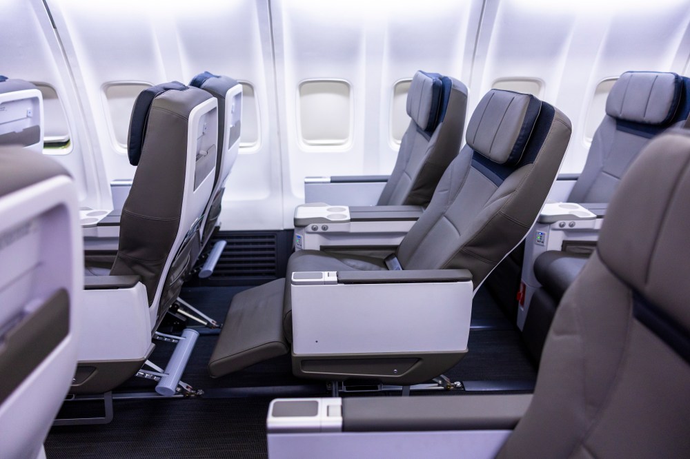 737-800