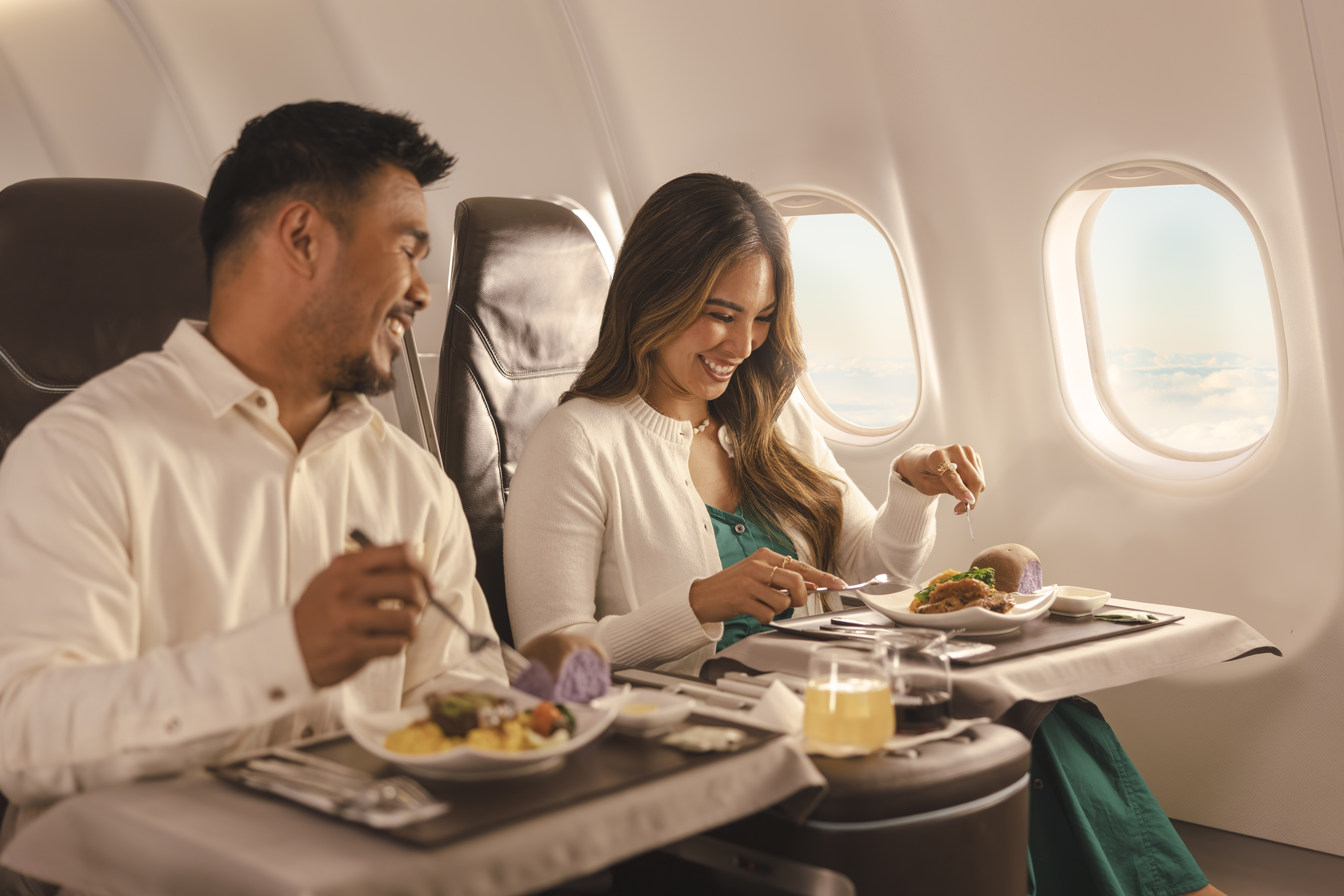Airbus A330 first class couple