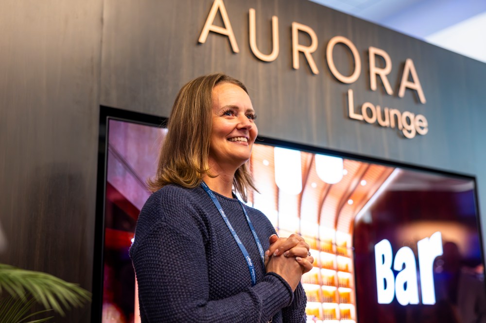 Aurora Lounge